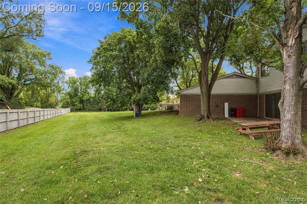 29638 Farmbrook Villa Court, Southfield, MI 48034 — photo 3