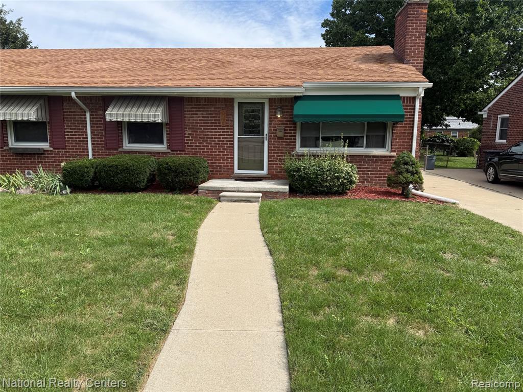 9918 Farmington Road — photo