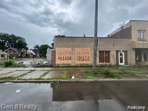 16134 E Warren Avenue — photo