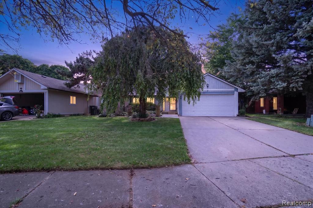 1608 Broad Court — photo