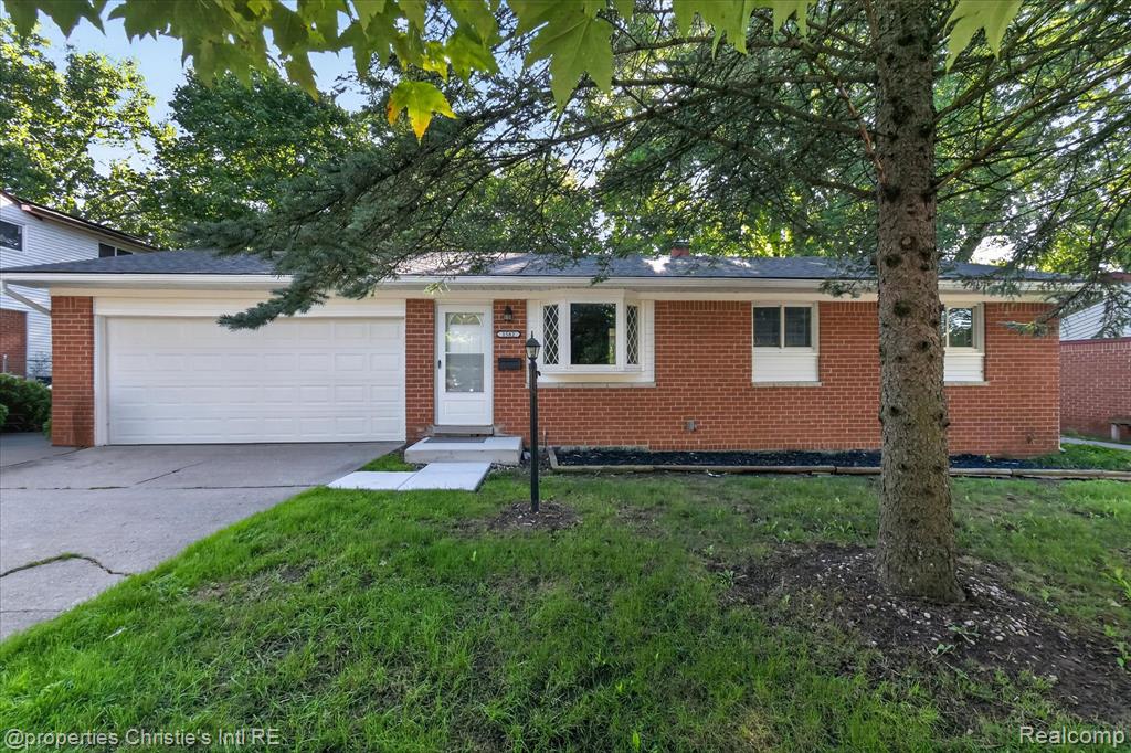 1582 Stephens Drive — photo
