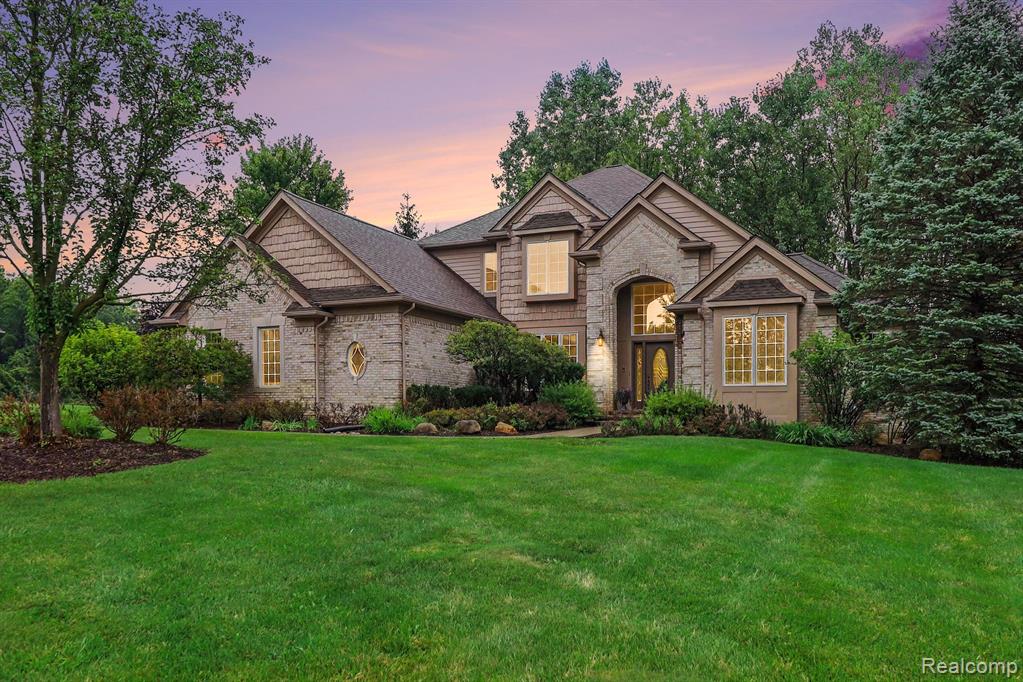 4875 Green Meadow Lane — photo