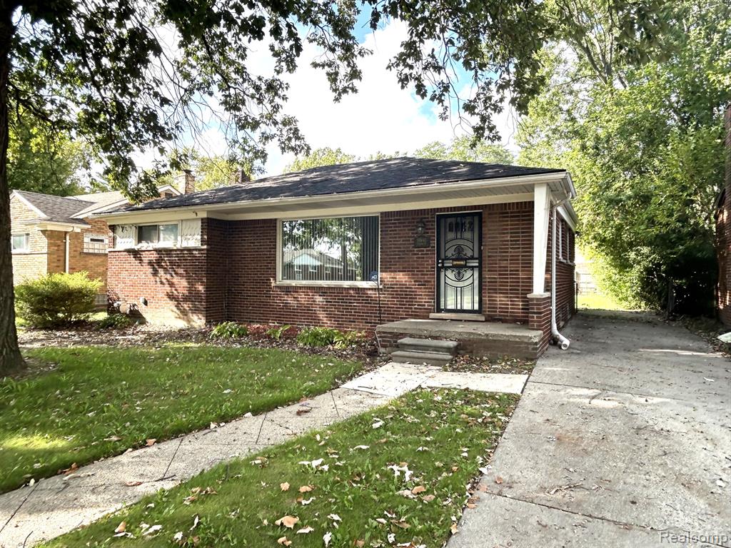 14640 Pearson Street — photo