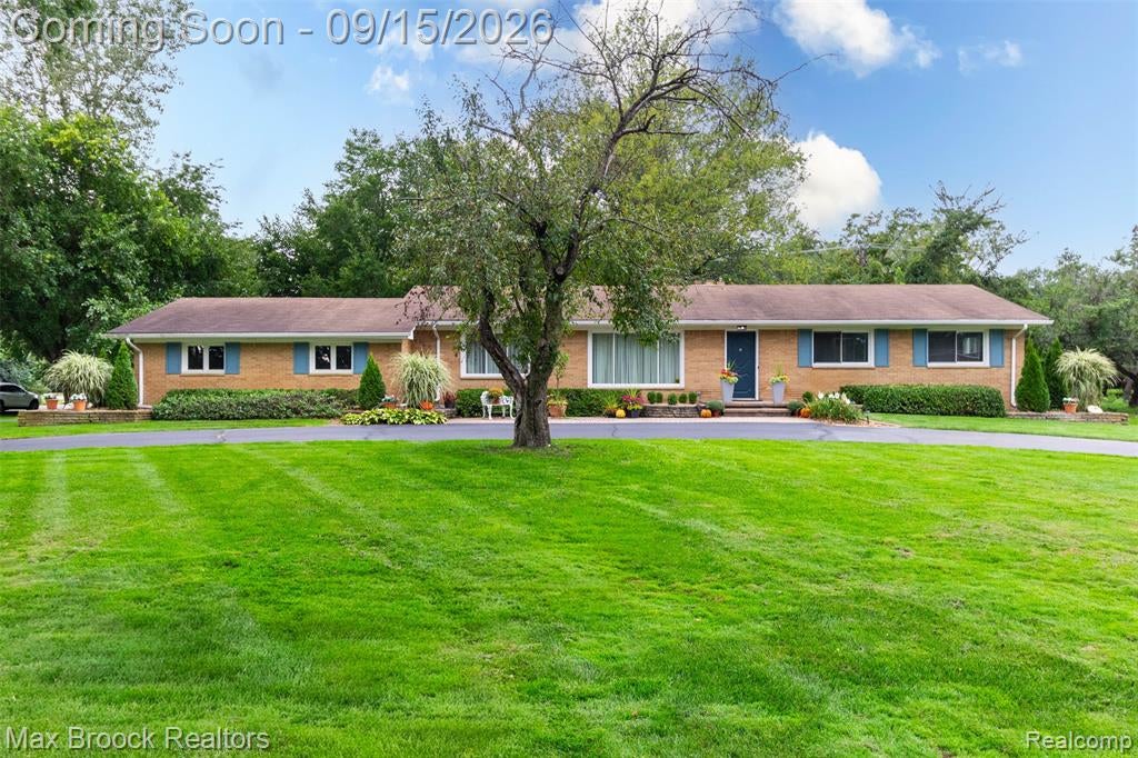 28513 W Kalong Circle — photo
