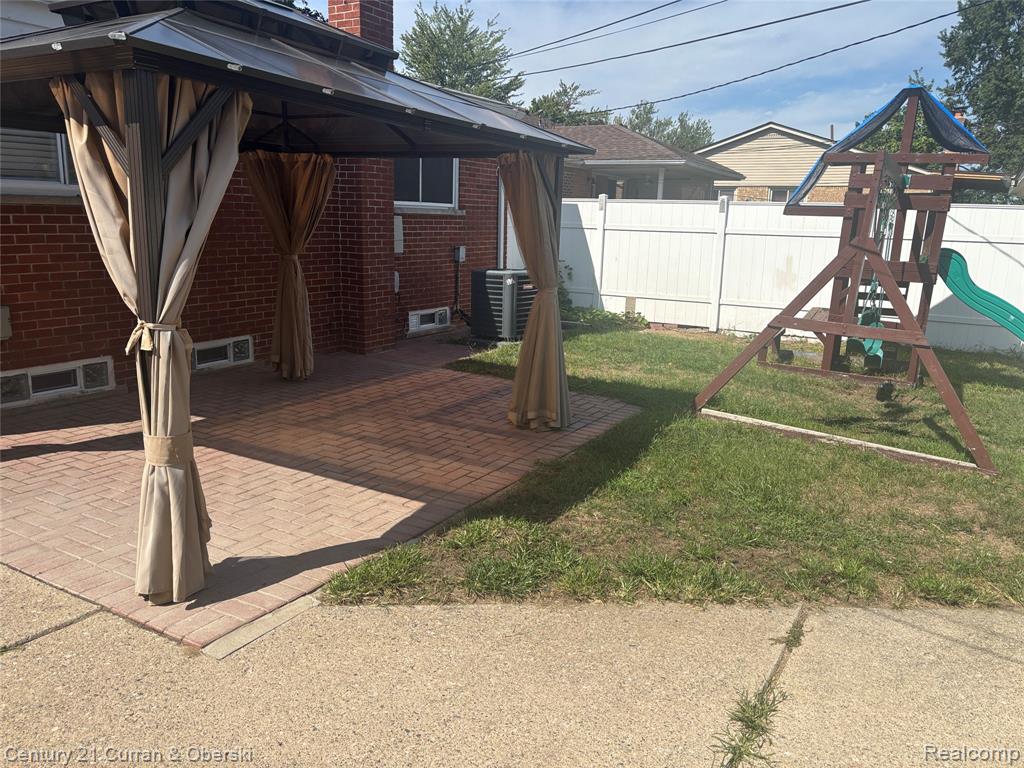 6004 Fenton Street — photo