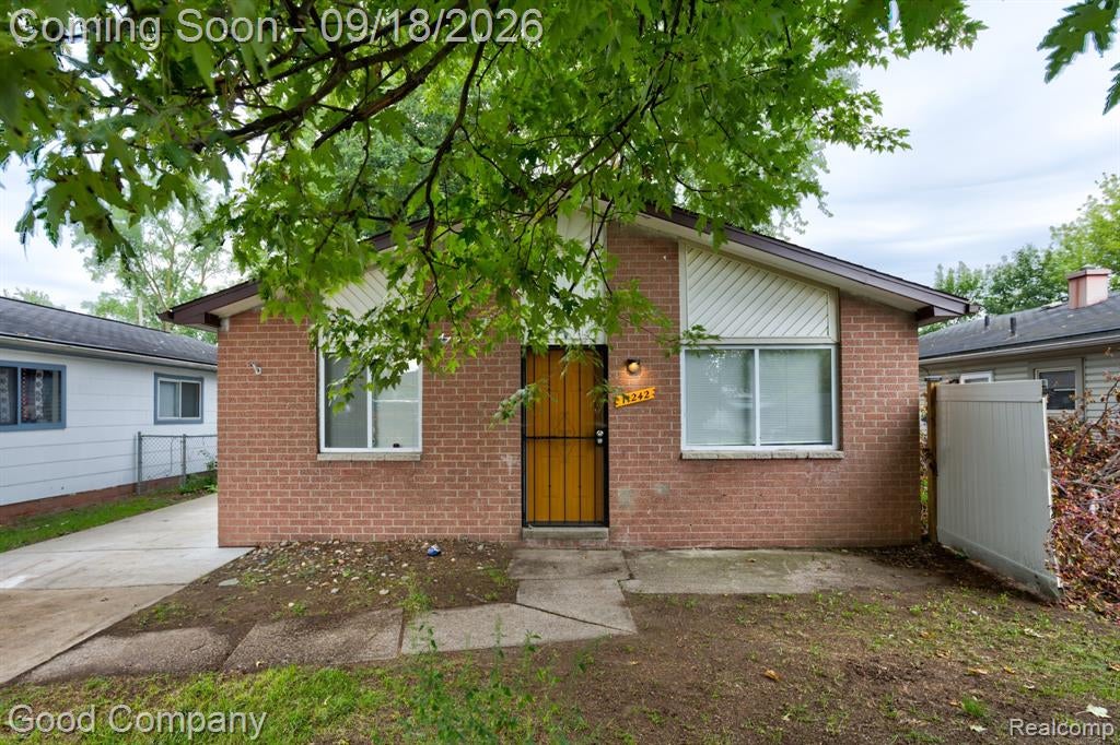 11242 Ziegler Street — photo