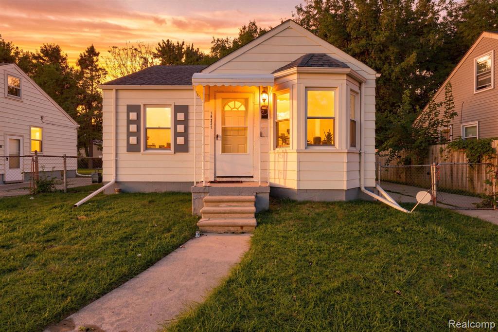 19331 Kenosha Street — photo