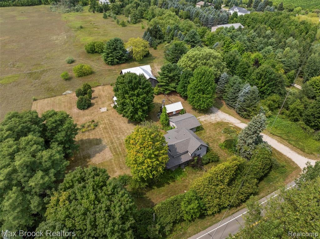 3362 S French Road — photo