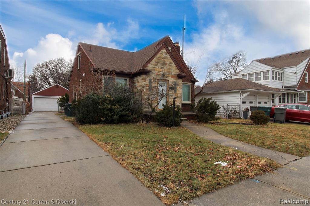7907 W Morrow Circle — photo