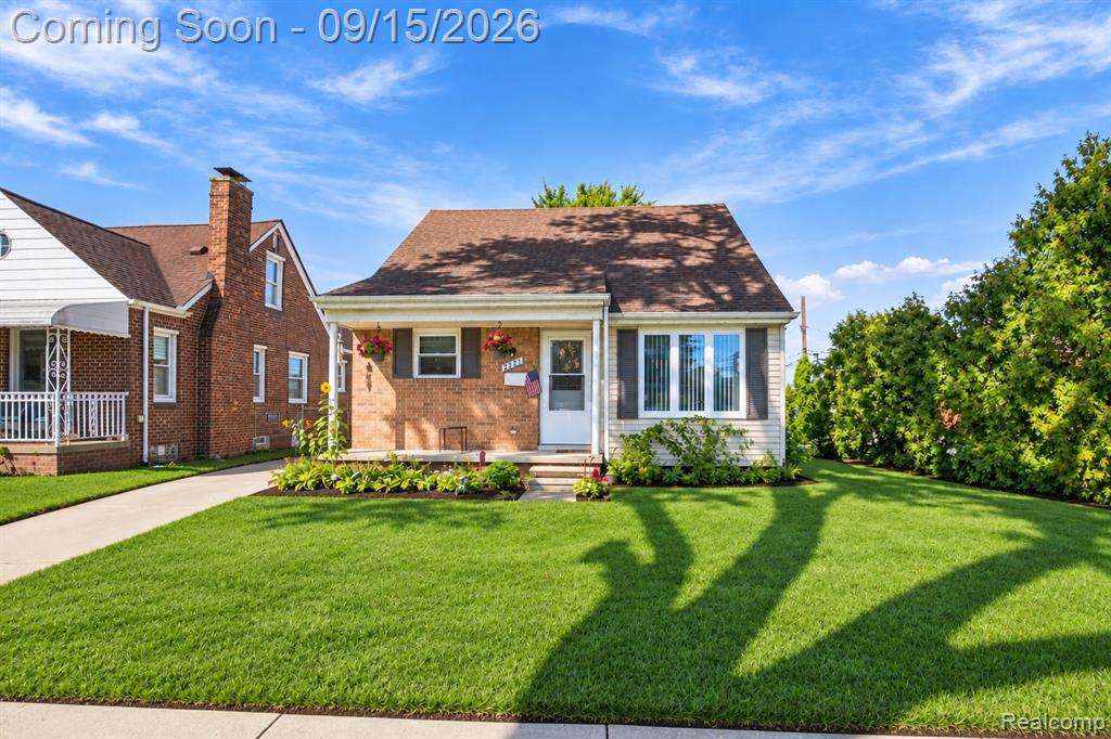 2221 N Highland Street — photo