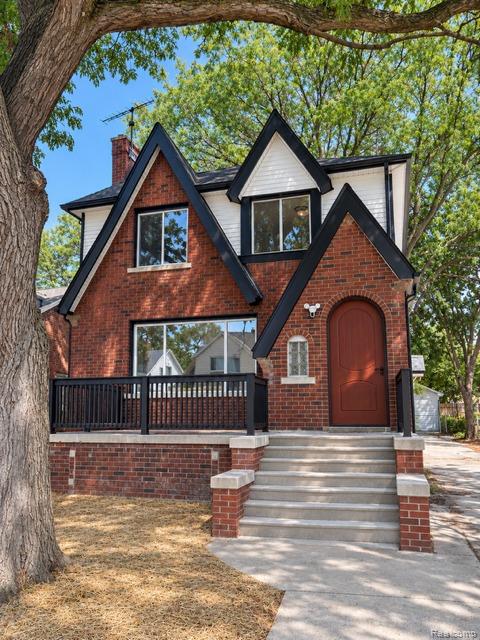4310 Devonshire Road — photo