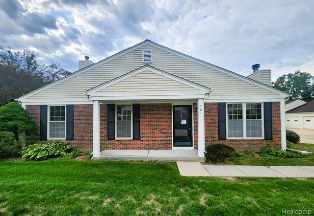 7611 Woodview Drive — photo
