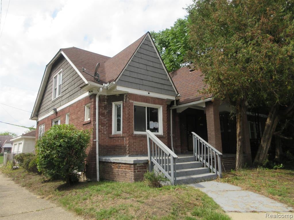14203 Ohio Street — photo