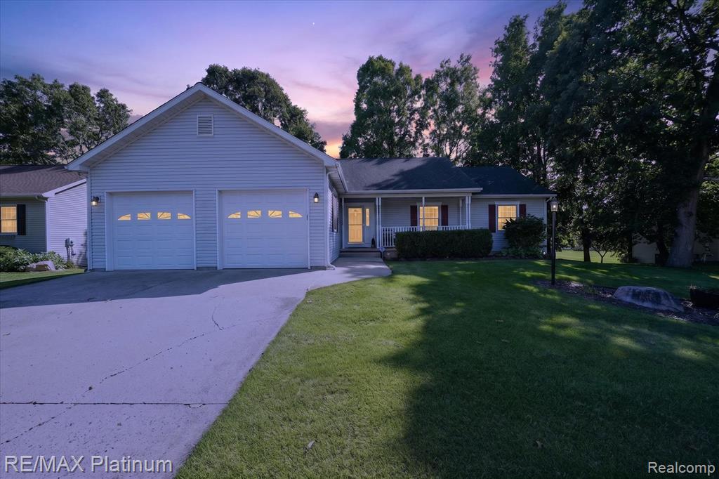 2410 Chestnut Bend — photo