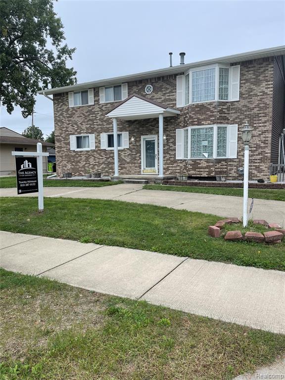 5356 Worchester Drive — photo