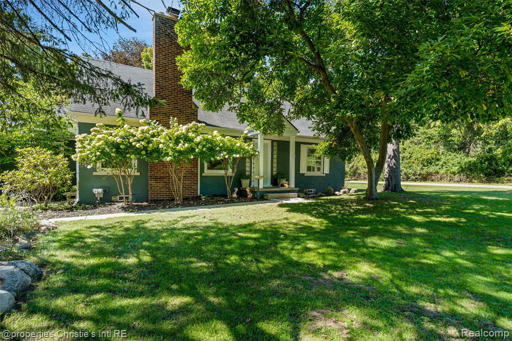 24379 Tamarack Trail — photo