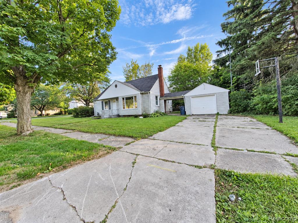 2401 Raskob Street, Flint, MI 48504 — photo 2