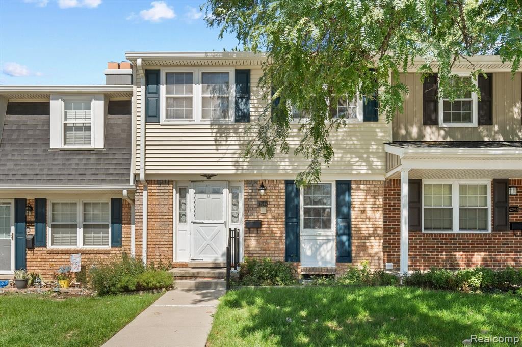42948 Richards Court 5 — photo