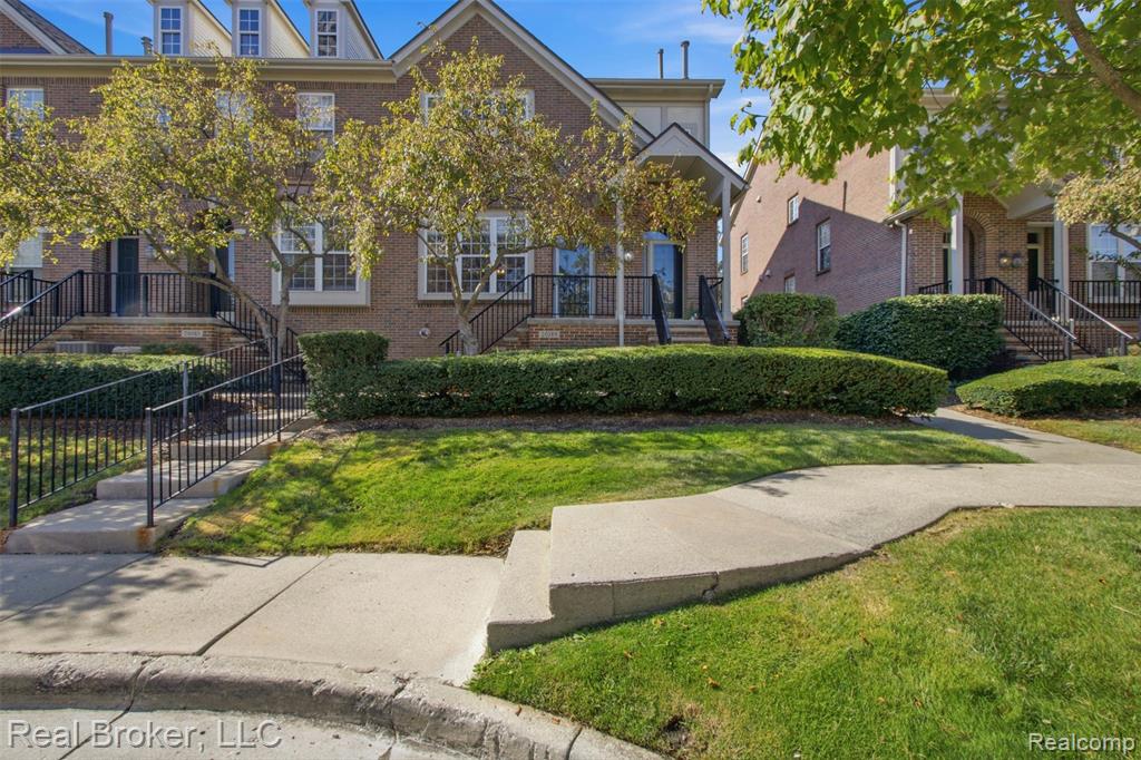 20189 Rodeo Court — photo
