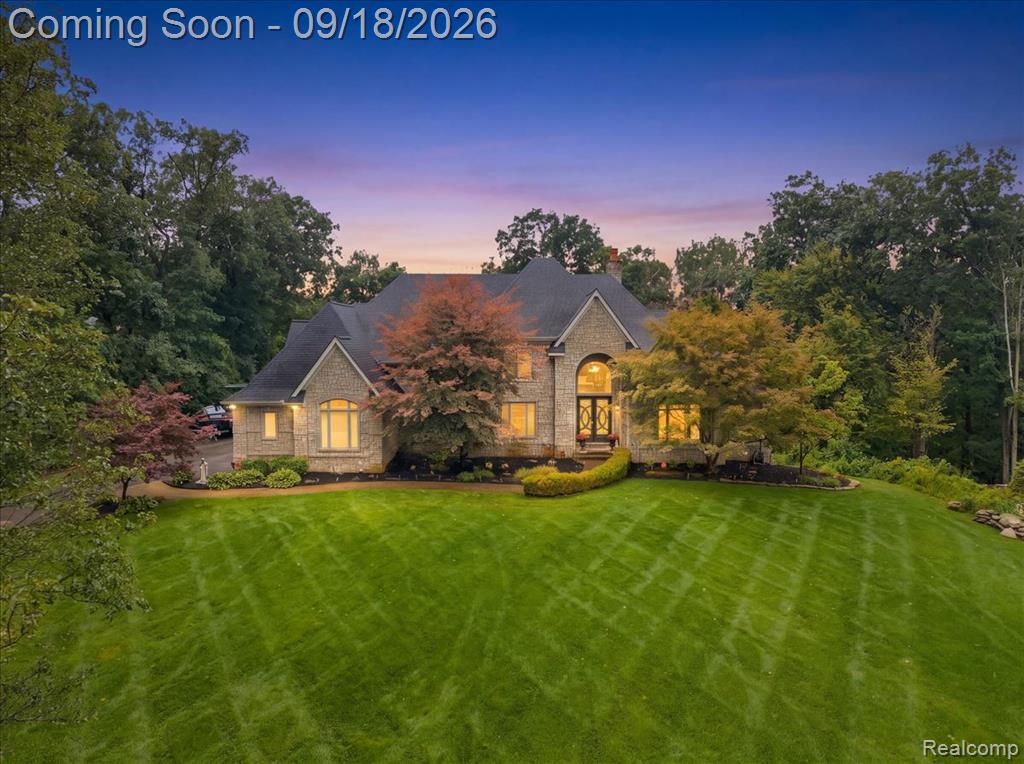 1400 Valleycrest Court — photo