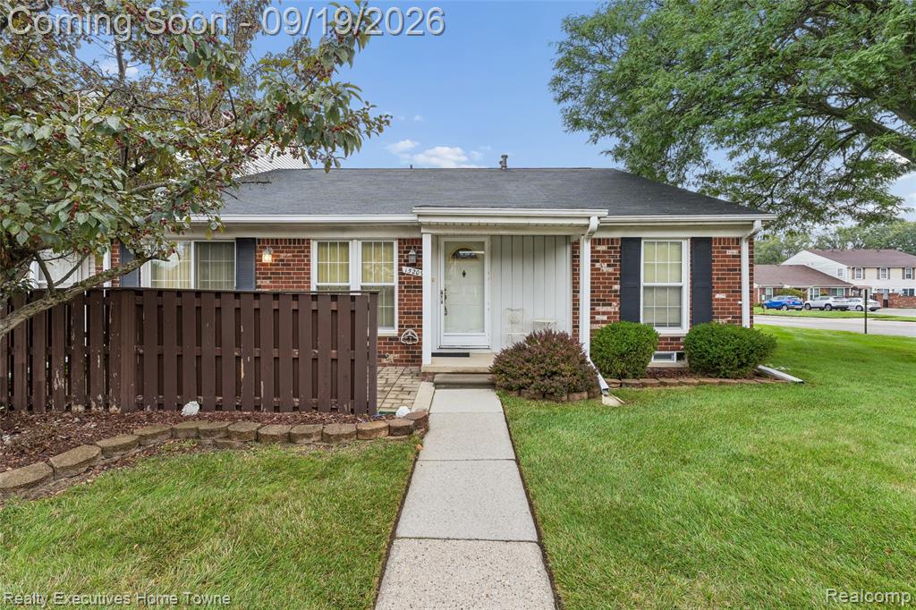 15209 Renshaw Drive — photo