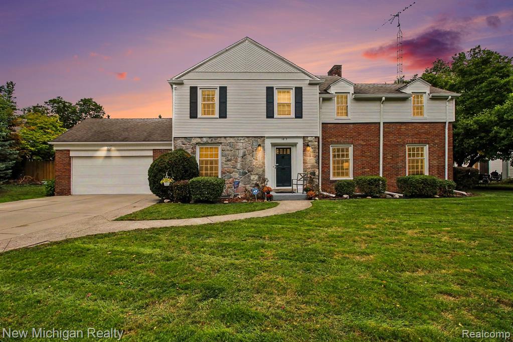 1813 Lincoln Drive — photo