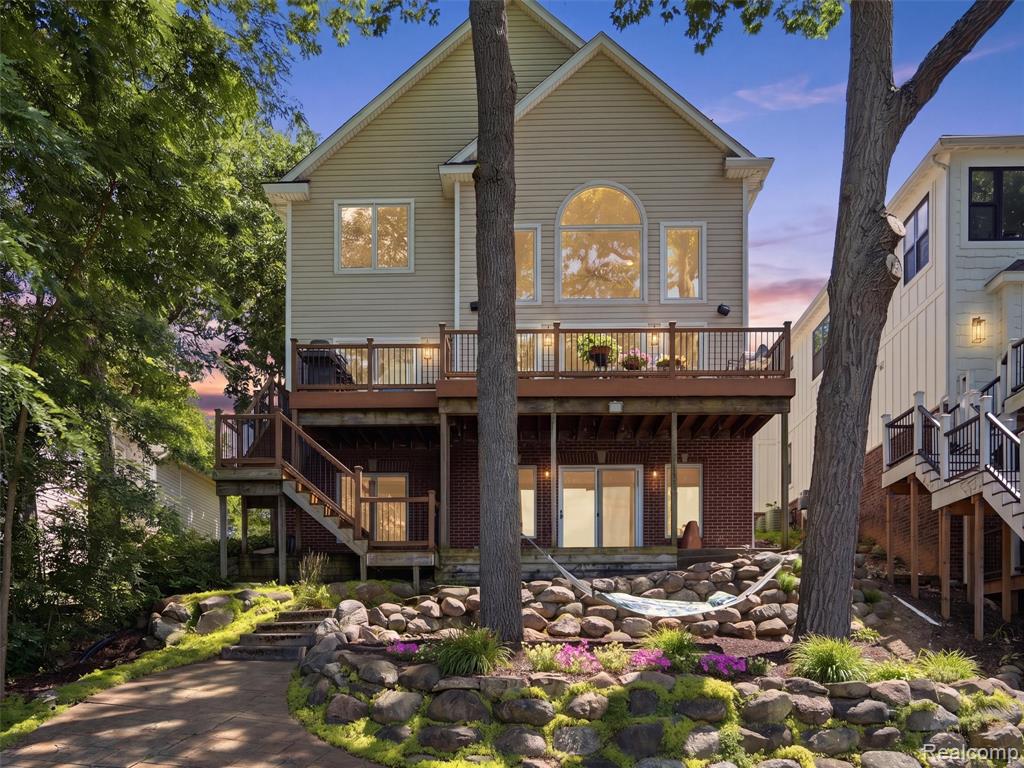 3962 Highcrest Drive — photo