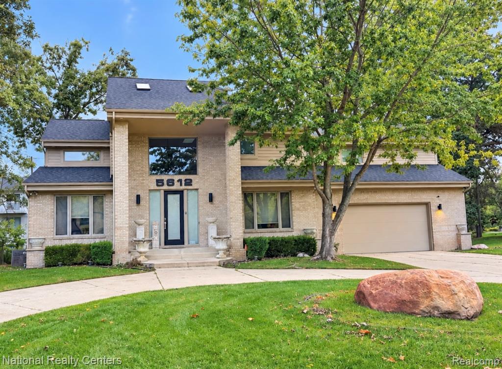 5612 Stanhope Street — photo