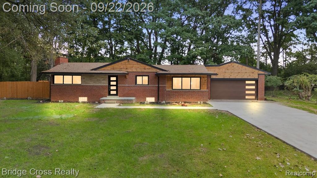 25240 Muerland Road — photo