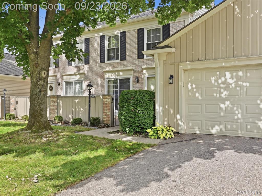 1204 Kings Cove Drive — photo