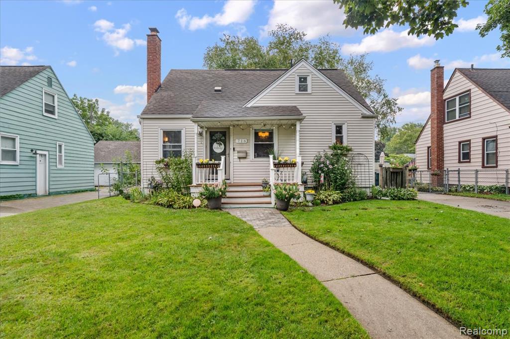 716 Flowerdale Street — photo