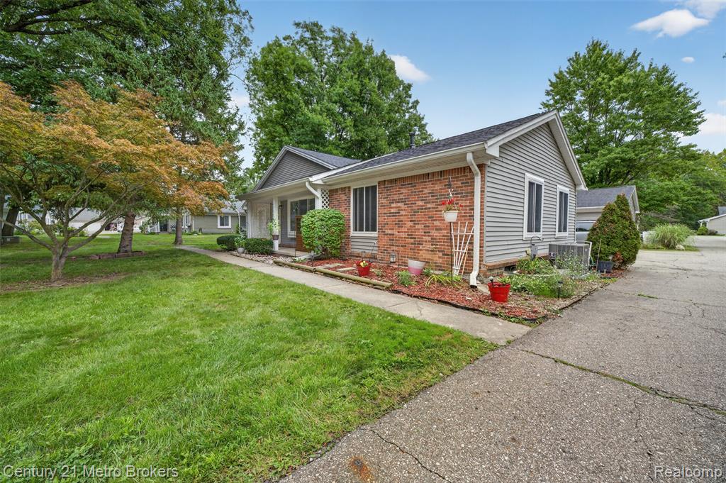 1312 Leisure Drive — photo