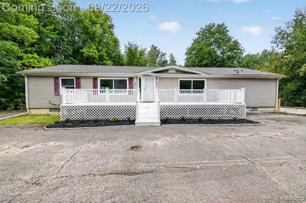 16170 S Huron River Drive — photo