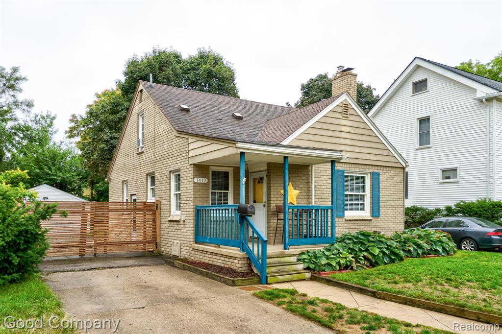 1417 Albany Street — photo
