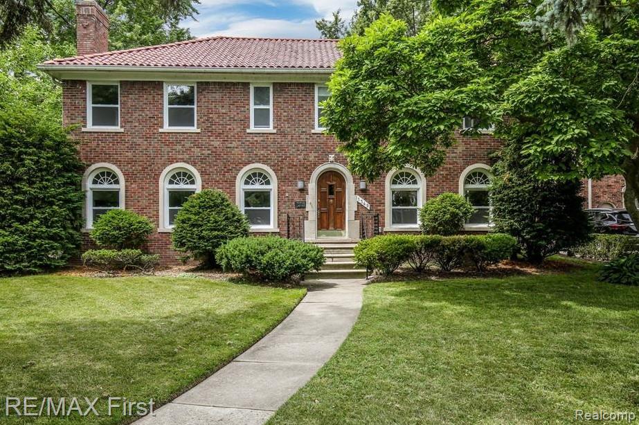1349 Devonshire Road — photo