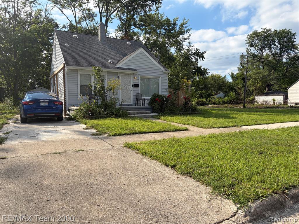 8107 Artesian Street — photo