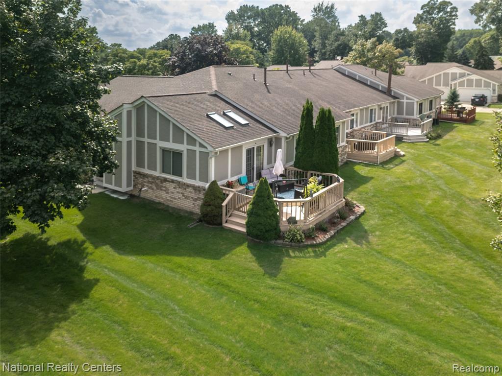42186 Blossom Lane — photo