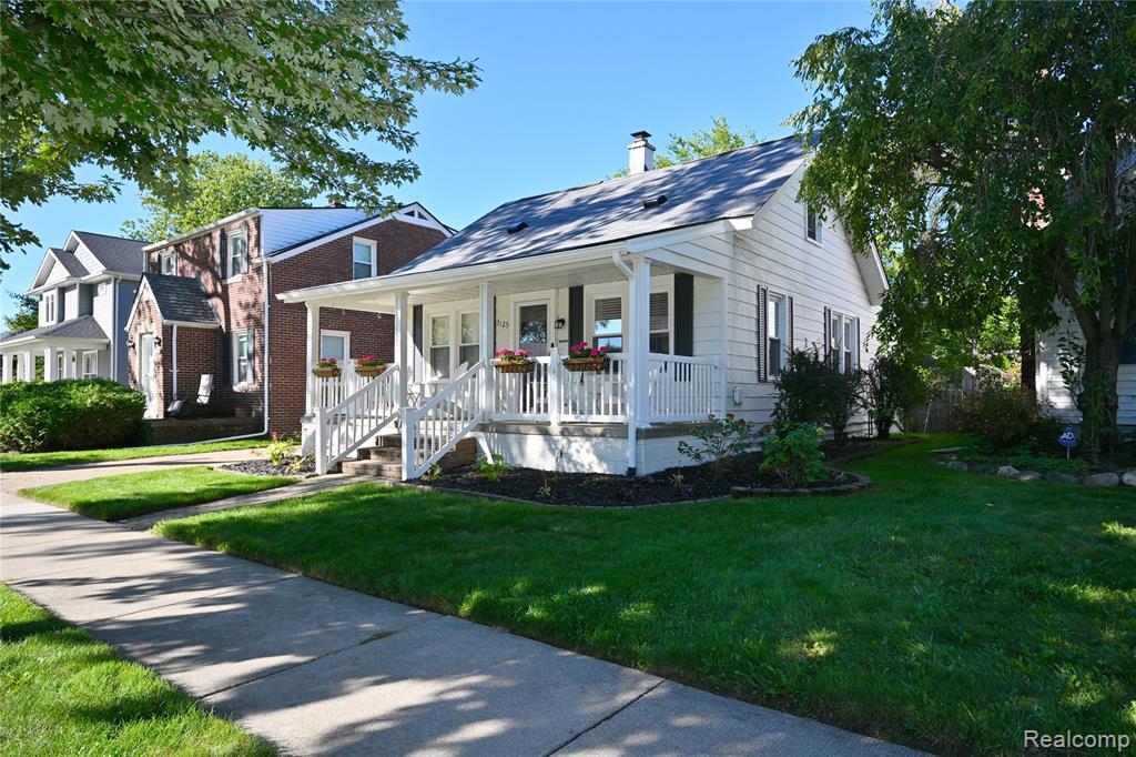 3125 Tyler Avenue — photo