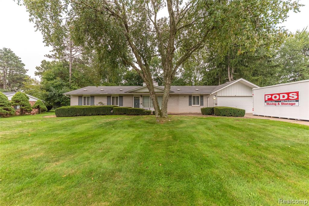 35249 Gary Street — photo