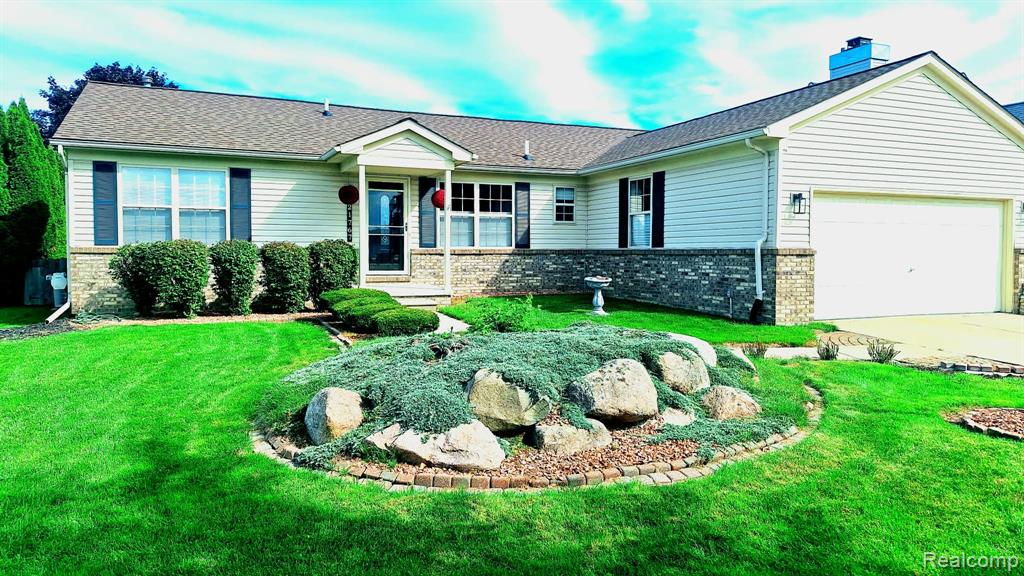 21767 Brookside North Drive — photo