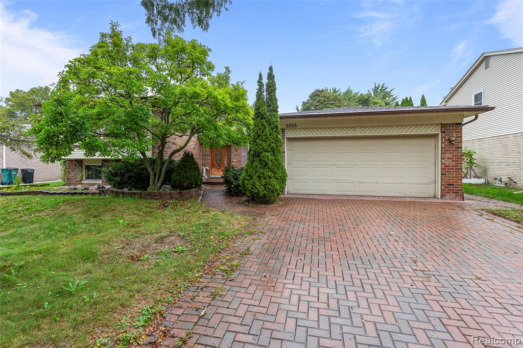 5055 Tyler Drive — photo