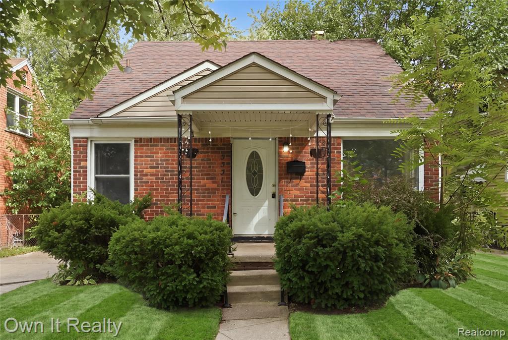 3331 Harding Street — photo