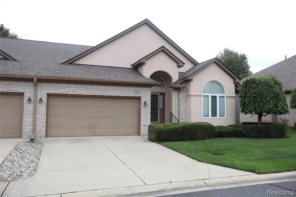 52254 Mitchell Lane — photo