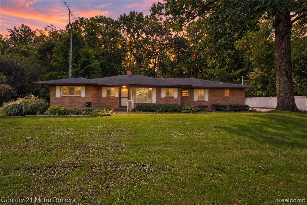 6240 Woodmoor Drive — photo