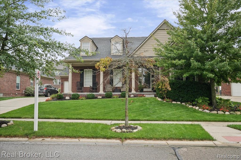 51285 Upland View Street — photo
