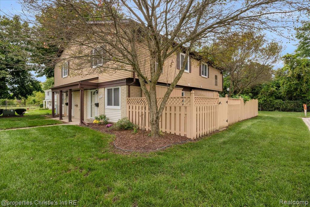 41297 S Woodbury Green Drive — photo