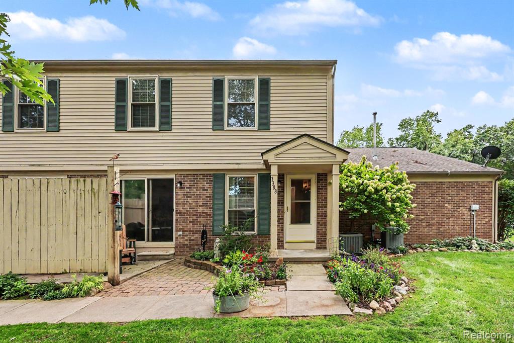 3388 Gingell Drive — photo
