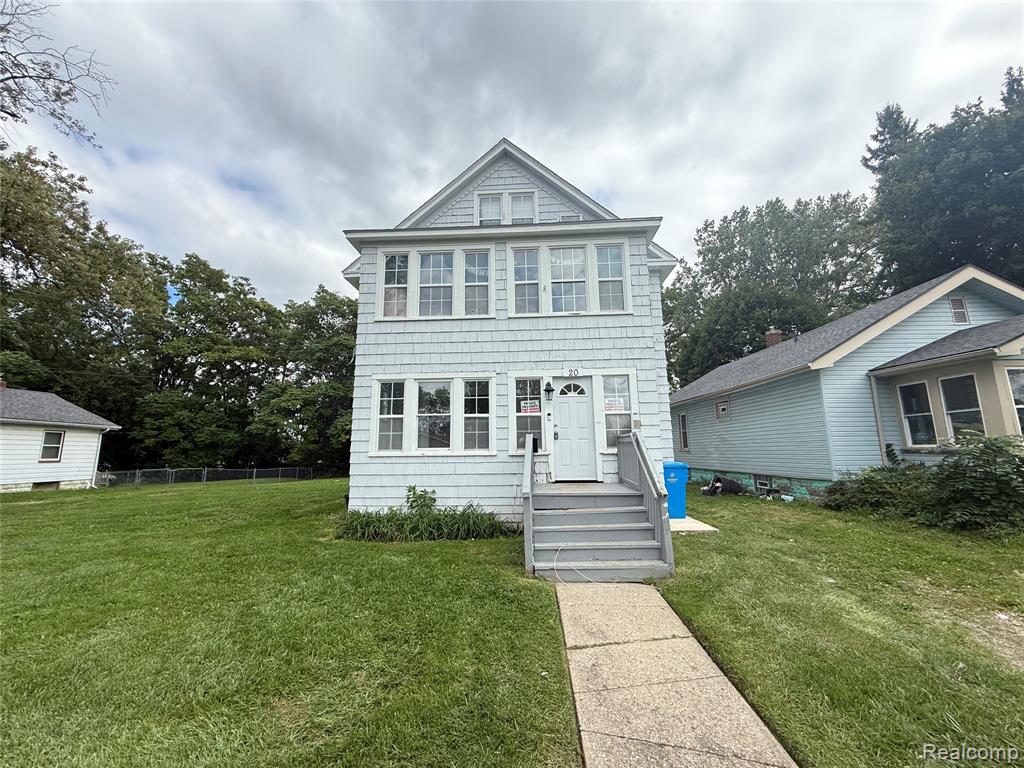 20 Frank Unit #1 Street — photo