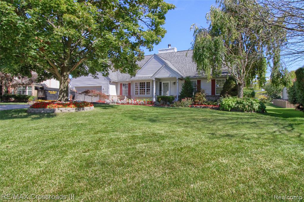 409 Breakwater Court — photo