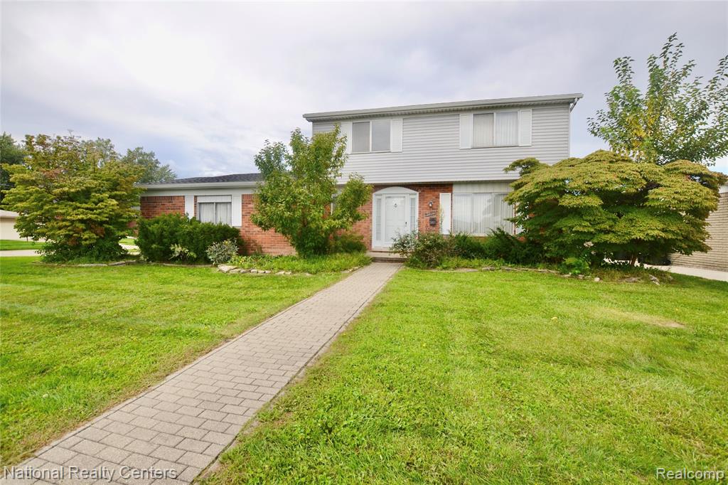 36306 Weber Drive — photo